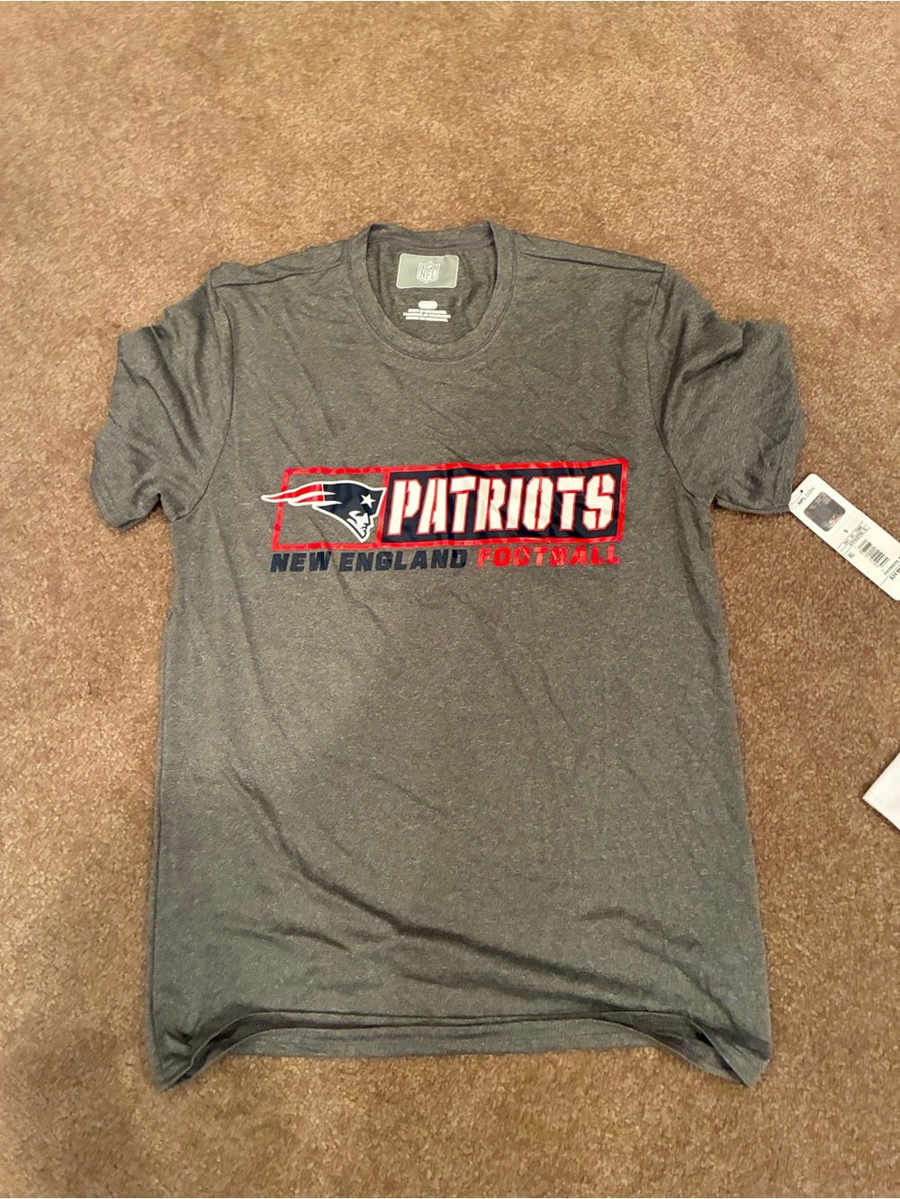Gray Graphic Tee New England Patriots